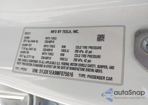 2021 Tesla Model 3 Standard Range Plus Rear-Wheel Drive from USA, damaged, VIN 5YJ3E1EA9MF075616